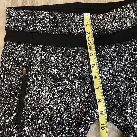 Lululemon Capri - Picture 12 of 13